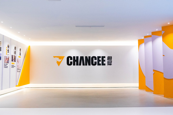 物業(yè)小區(qū)掃地機(jī)該怎么選擇？