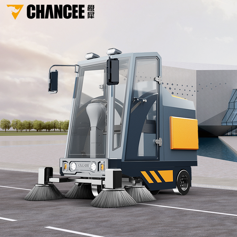  橙犀駕駛式掃地機(jī)操作簡單嘛？