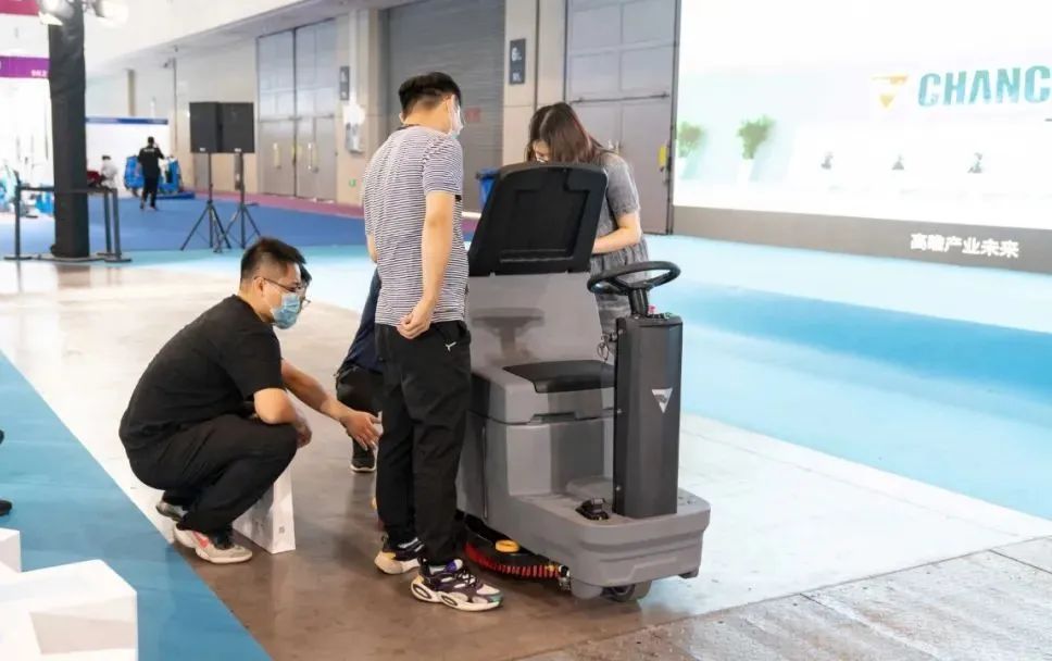 橙犀清潔設(shè)備幕 橙犀清潔設(shè)備